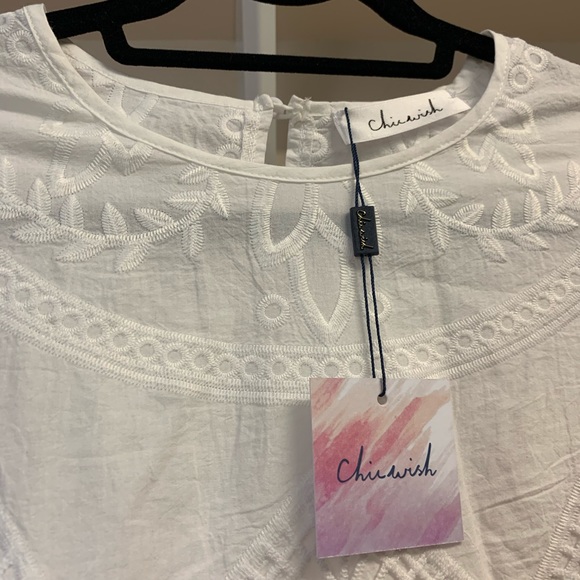 NWT Chicwish embroidered blouse - Picture 7 of 7